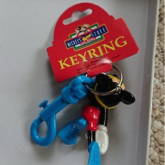 New vintage Mickey mouse snorkeling mask keychain with clip - Picture 4 of 8
